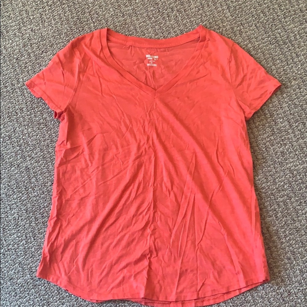 Women’s v-neck